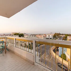 https://b57-marachique-2-bed-flat.hotelaalgarve.com